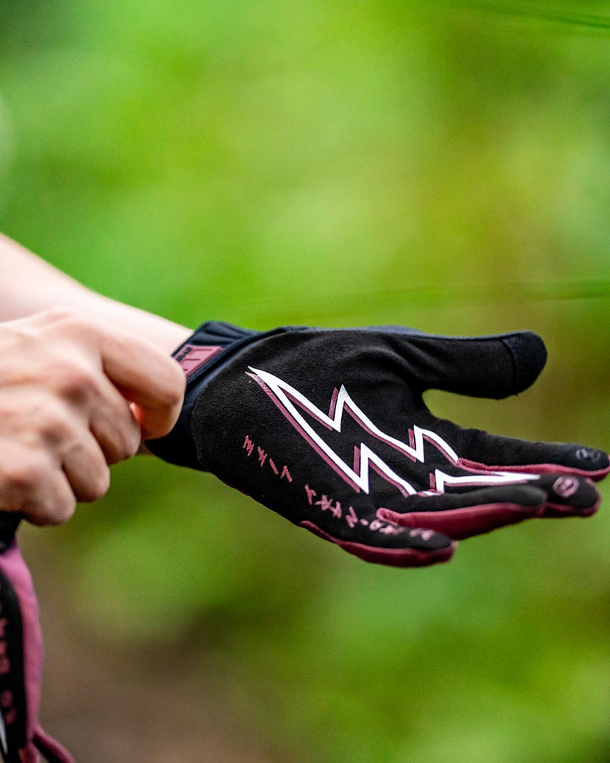 Womens Race Glove | Wild Ginger | WOMENS GLOVES | DHaRCO | Image 4 of 5