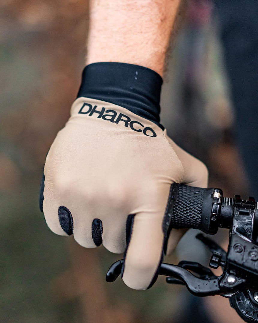 Mens Trail Glove | Dust | MENS GLOVES | DHaRCO | Image 4 of 4