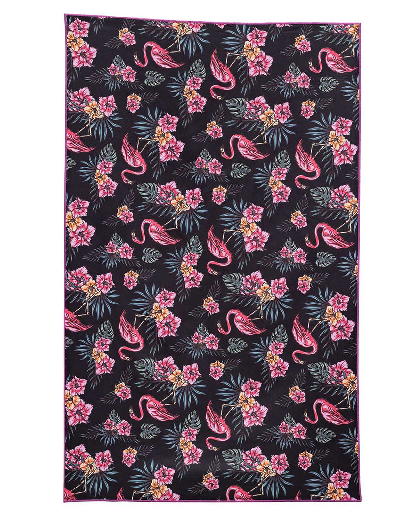Go Anywhere Towel | Parker | UNISEX ACCESSORIES | DHaRCO | Image 3 of 4