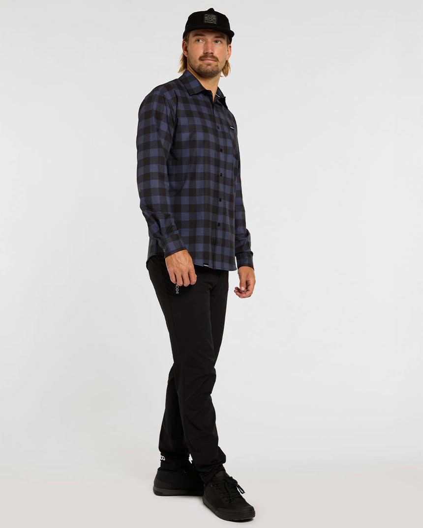 Mens Tech Long Sleeve Shirt | Jet | Long Sleeves | MENS TOPS | DHaRCO | Image 4 of 8