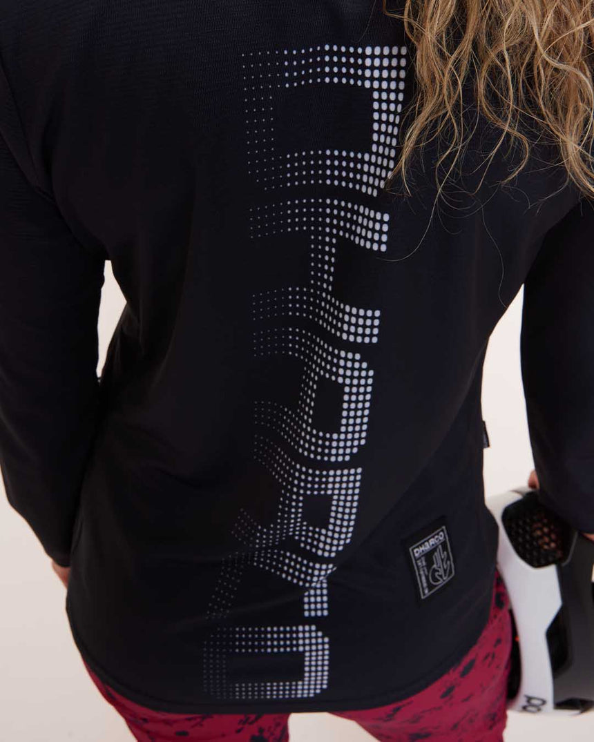 Womens Gravity Jersey | Stealth | Long Sleeves | WOMENS TOPS | DHaRCO | Image 5 of 6