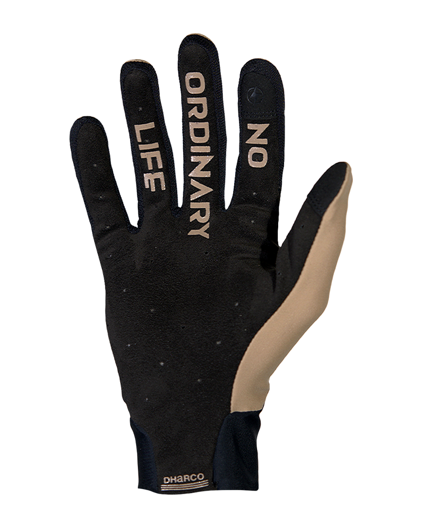 Mens Trail Glove | Dust | MENS GLOVES | DHaRCO | Image 2 of 4