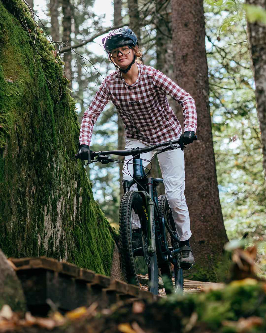 Womens Gravity Jersey | Sterling | Long Sleeves | WOMENS TOPS | DHaRCO | Image 7 of 8