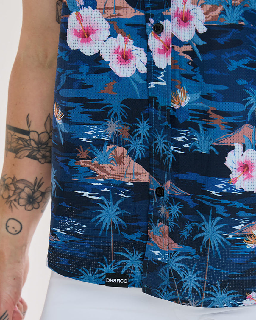 Womens Tech Party Shirt | Oasis | Short Sleeves | WOMENS TOPS | DHaRCO | Image 5 of 6