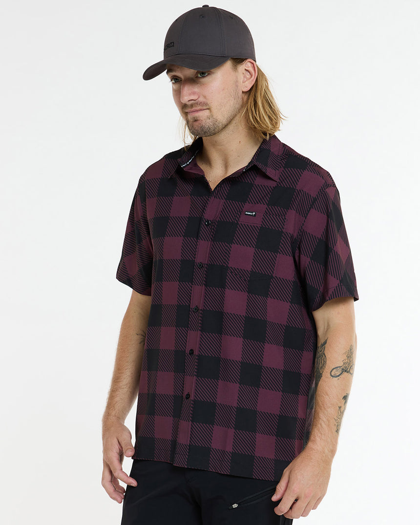 Mens Tech Party Shirt | Nelson | Short Sleeves | MENS TOPS | DHaRCO | Image 2 of 6