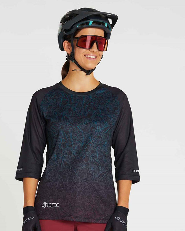 Womens 3/4 Sleeve Jersey | Tropical Fade | 3/4 Sleeves | WOMENS TOPS | DHaRCO | Image 1 of 2