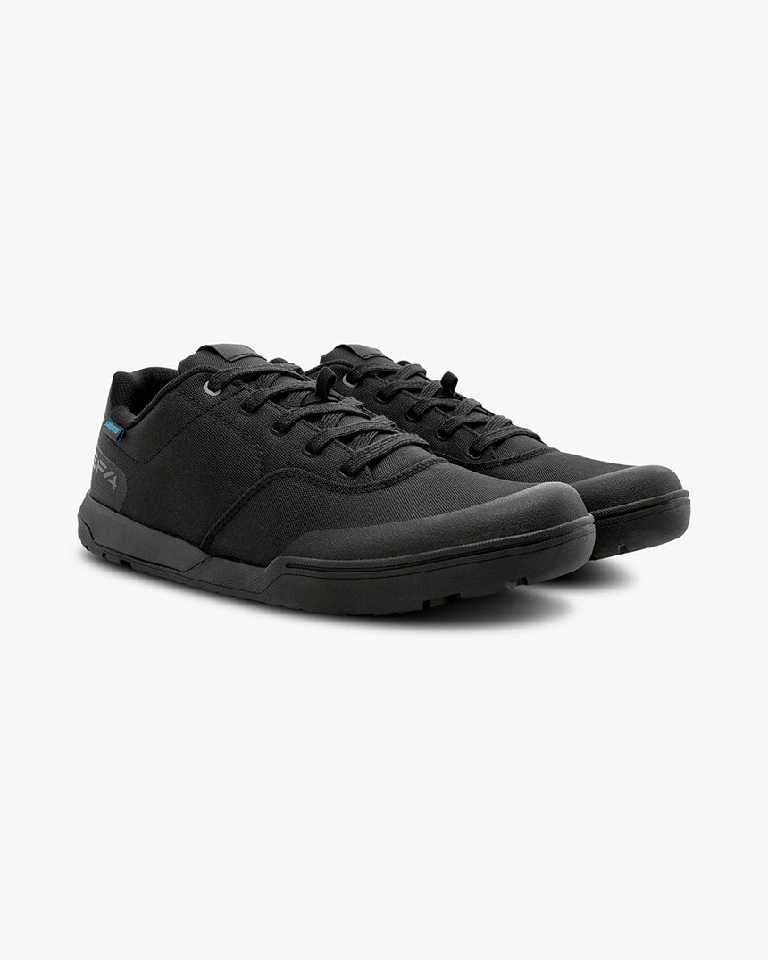 Shimano SH-GF400 Shoes | Black | UNISEX ACCESSORIES | DHaRCO | Image 1 of 6