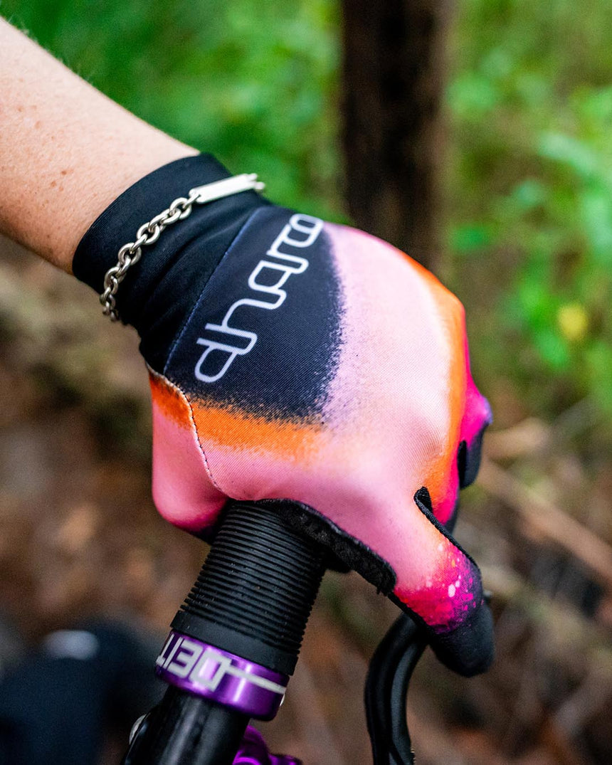 Womens Trail Glove | Firebird | WOMENS GLOVES | DHaRCO | Image 3 of 4