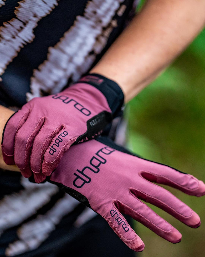 Womens Race Glove | Wild Ginger | WOMENS GLOVES | DHaRCO | Image 5 of 5
