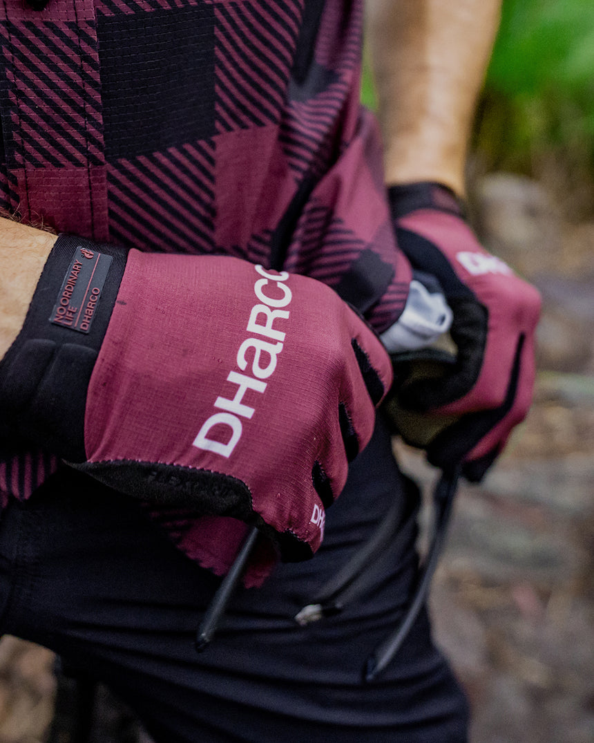 Mens Race Glove | Sangria | MENS GLOVES | DHaRCO | Image 3 of 4