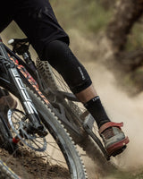 Gravity Knee Pad | Knee | UNISEX PROTECTION | DHaRCO | Image 7 of 8