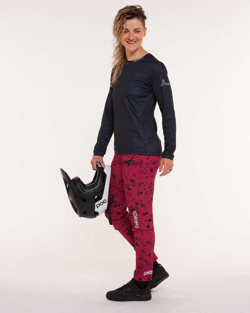Womens Gravity Jersey | Stealth | Long Sleeves | WOMENS TOPS | DHaRCO | Image 4 of 6