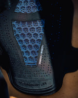 Gravity Vest | Vest | UNISEX PROTECTION | DHaRCO | Image 5 of 8