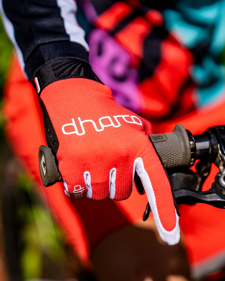 Womens Gravity Gloves | Flare | WOMENS GLOVES | DHaRCO | Image 4 of 4