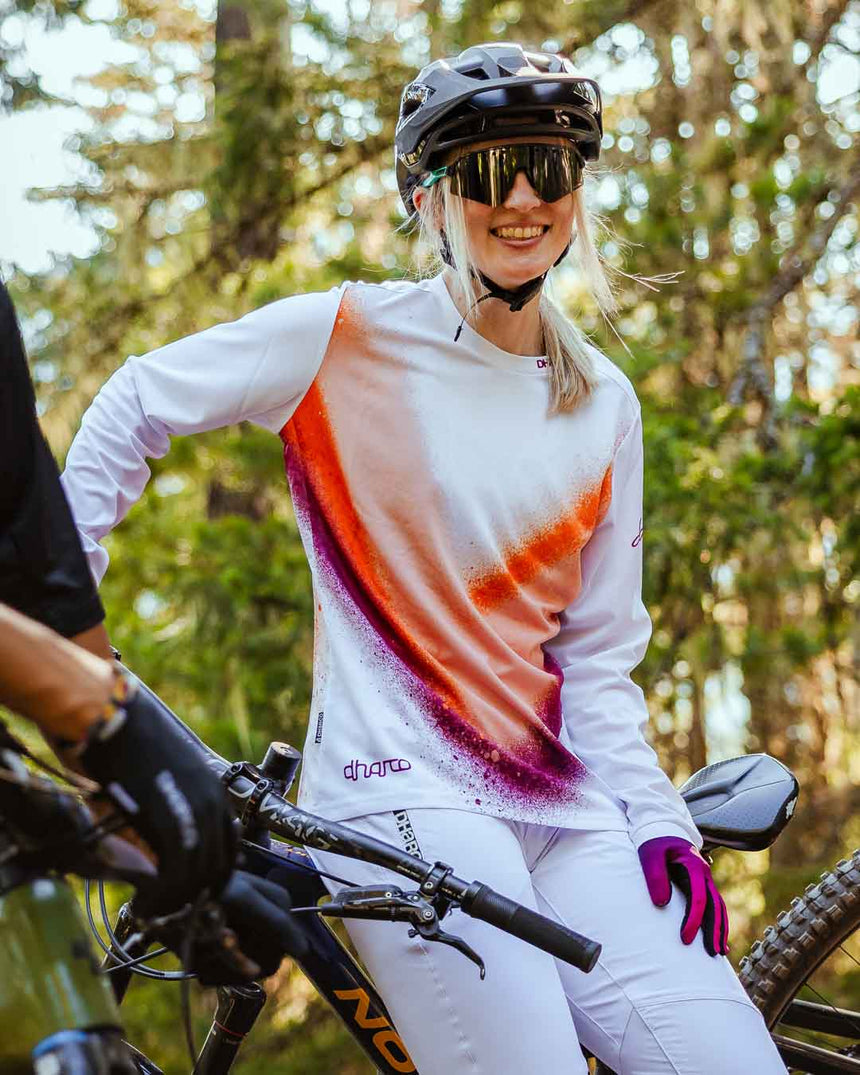 Womens Gravity Jersey | Firebird | Long Sleeves | WOMENS TOPS | DHaRCO | Image 7 of 7